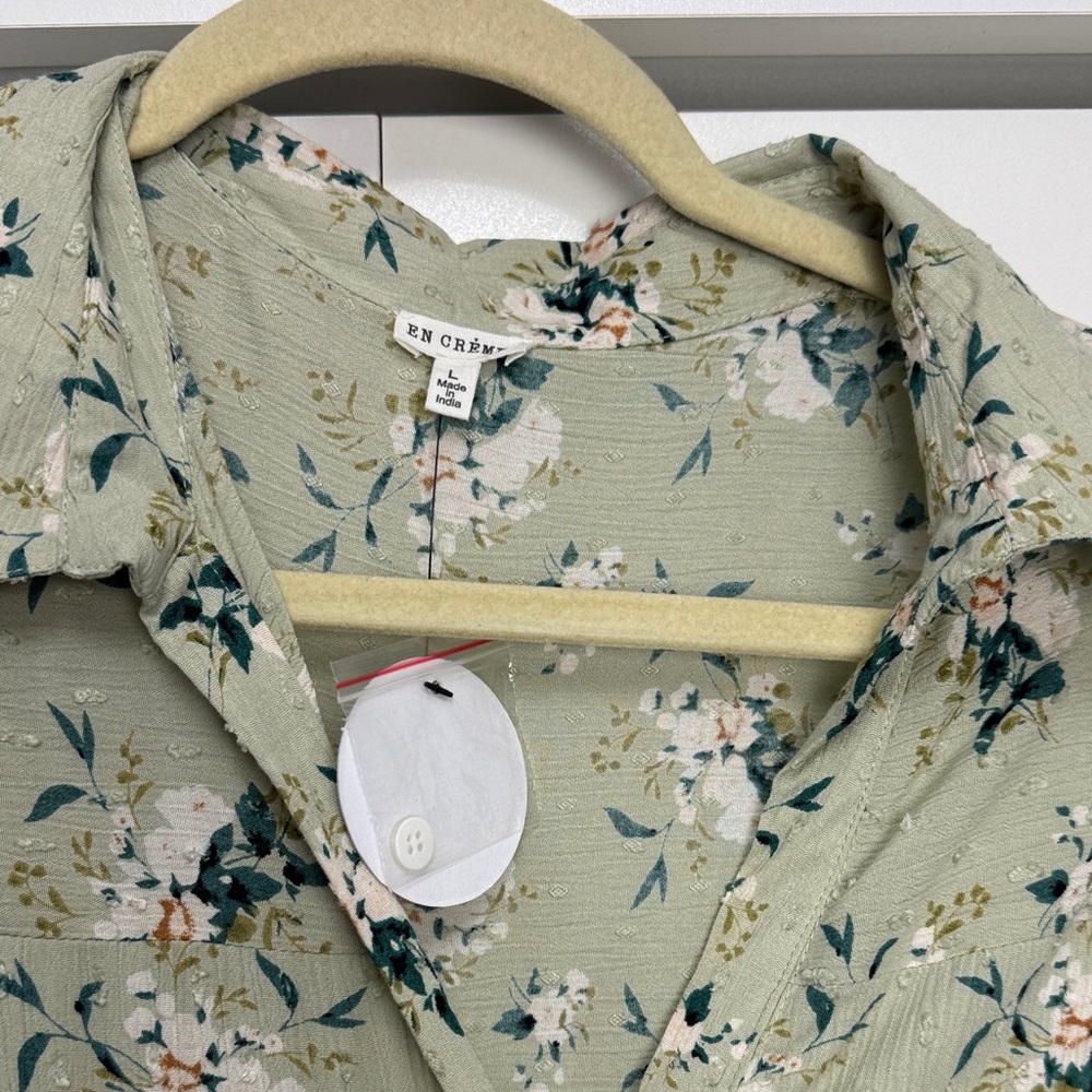 Floral Green Button-Up Dress - Picture 9 of 10